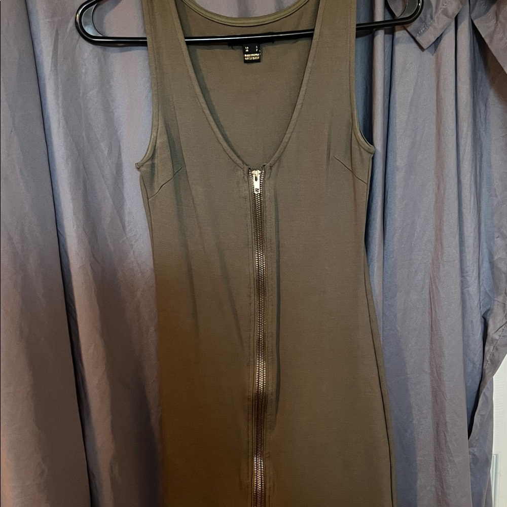 Olive Green Zip-Up Sleeveless Dress